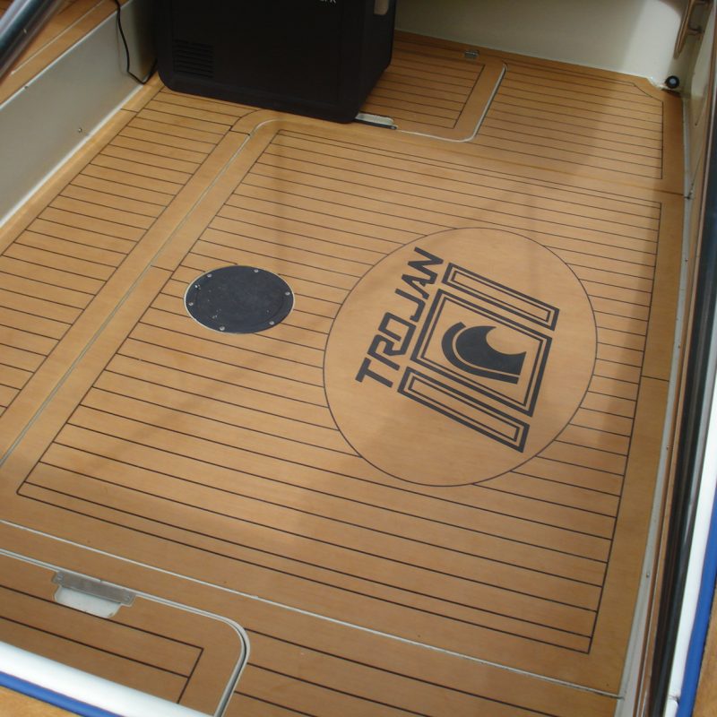 PS_05_Motorboot Trojan 2